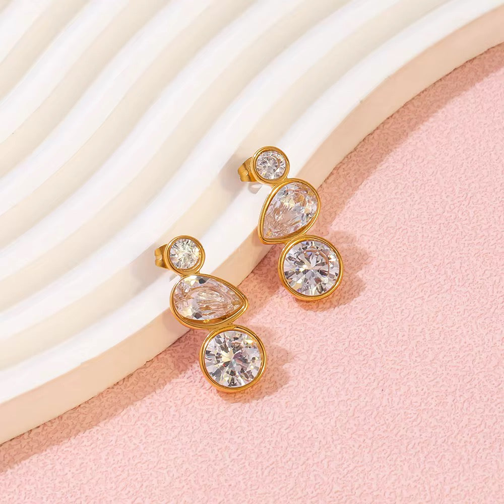 Round Teardrop Tassel Stud Earrings